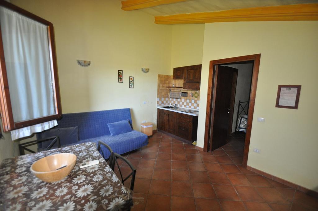 スカルリーノ Agriturismo Il Cerrosugheroヴィラ 部屋 写真